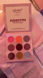 Seductive creamy blush