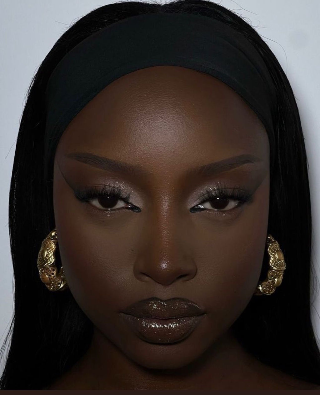 Mega Glow Highlighter Palette – Issa & Dose