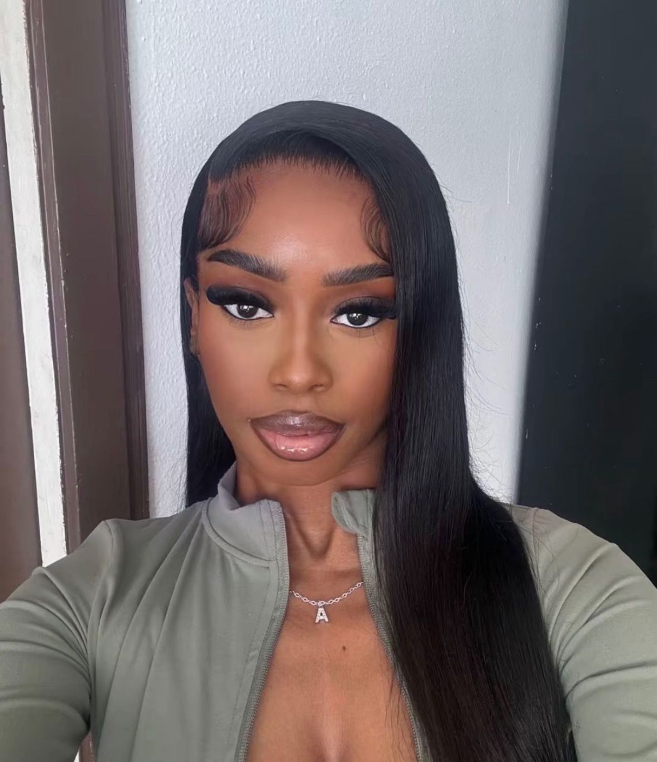 Fixateur Liquide – Issa & Dose